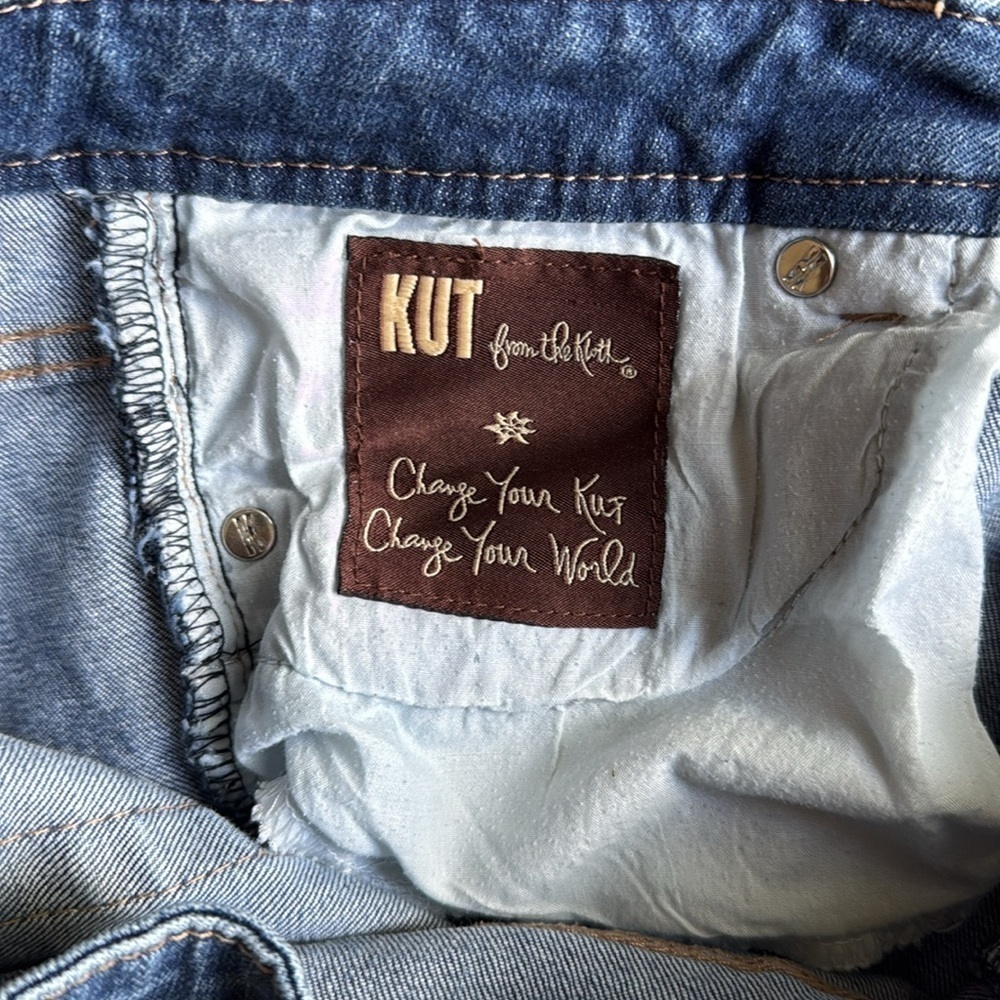 Kut From The Cloth size 10 Denim Stretch Shorts (F9) - Picture 5 of 8